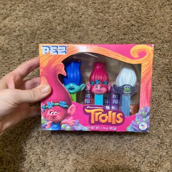 Dreamworks Trolls pez dispenser kit - Picture 2 of 6